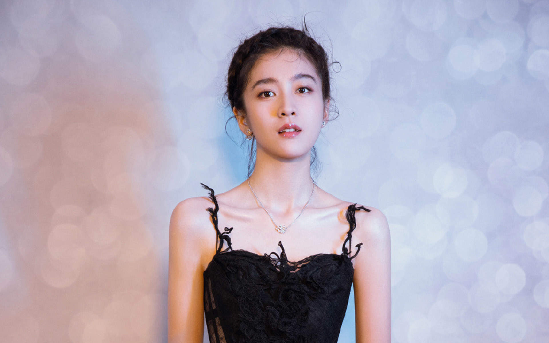 中国内地浙江省义乌女演员张雪迎时尚个性写真图片图片 中国内地浙江省义乌女演员张雪迎时尚个性写真图片图片