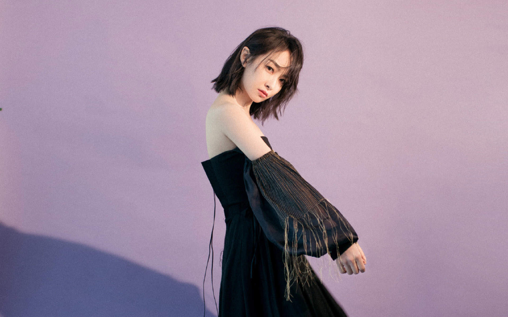 山东省青岛女演员宋茜妩媚动人写真桌面壁纸图片