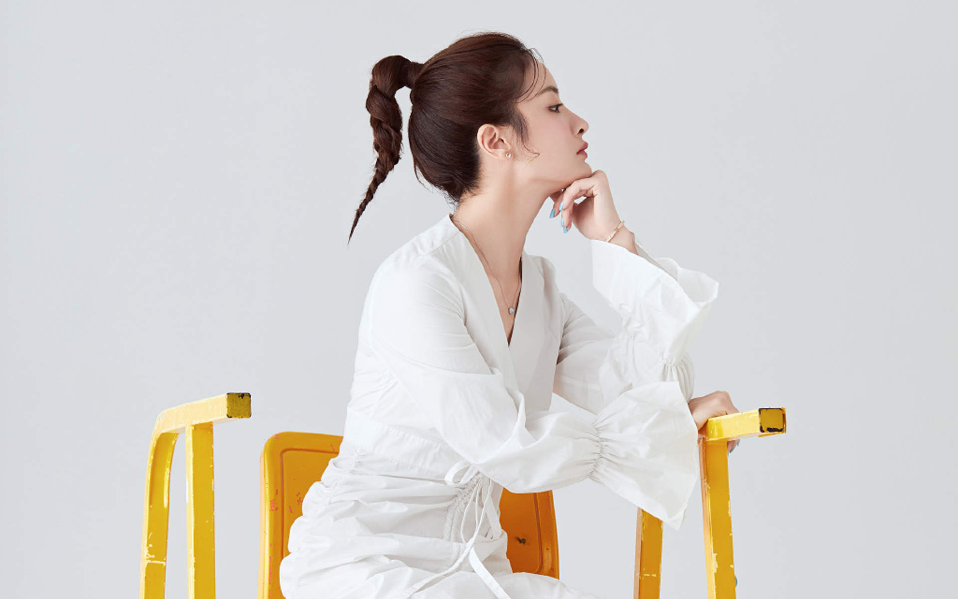 高清中国内地北京女演员赖雨濛时尚俏丽写真桌面壁纸图片