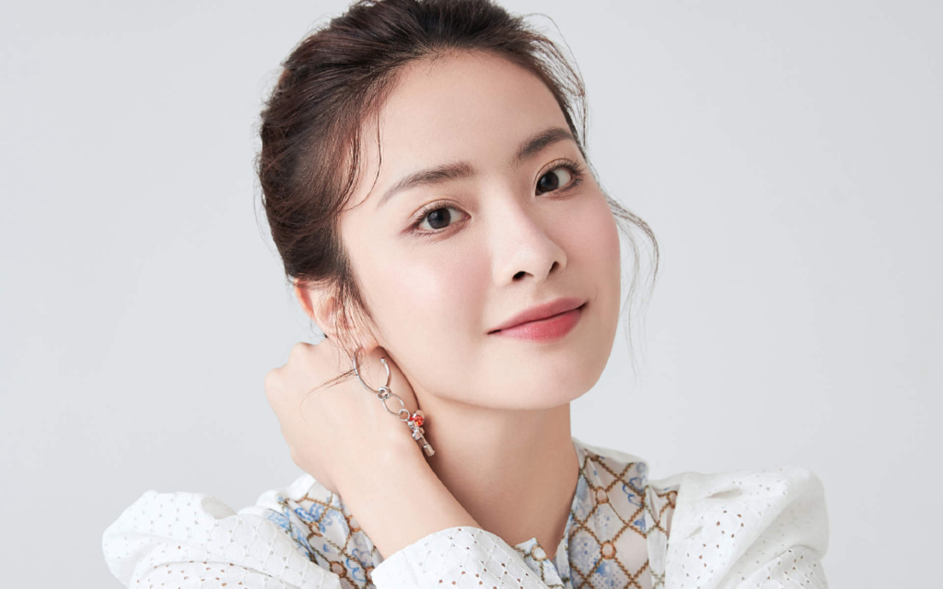 高清中国内地北京女演员赖雨濛优雅迷人写真图片图片