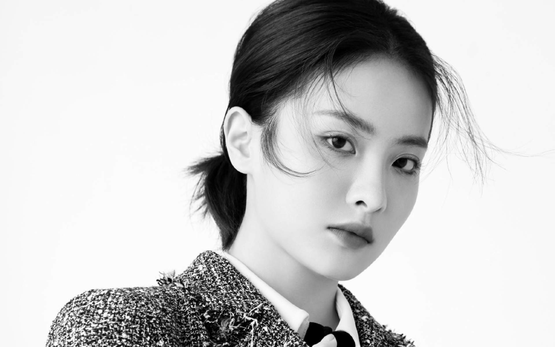 高清中国内地北京女演员赖雨濛时尚俏丽写真桌面壁纸图片