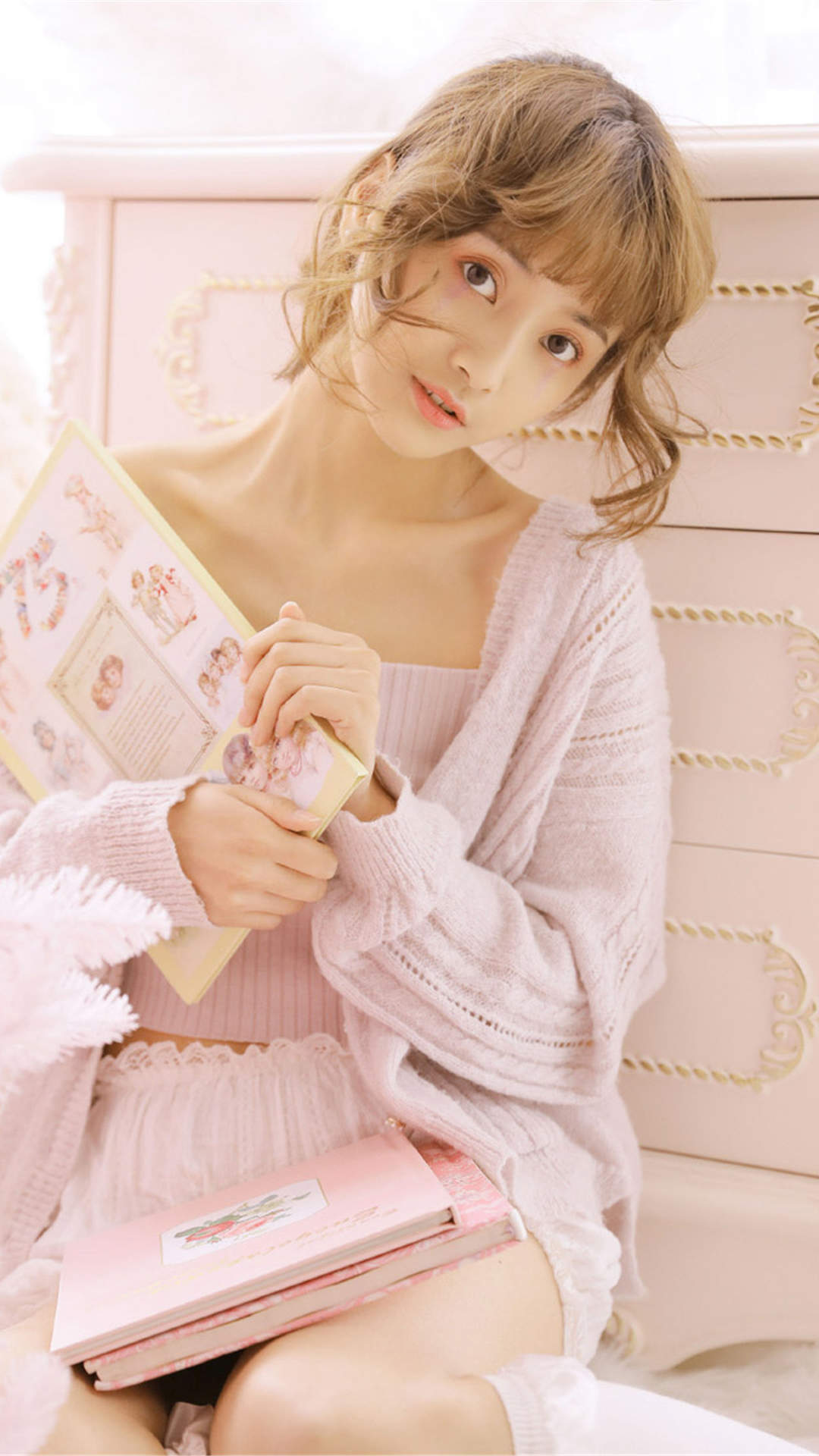 甜美蕾丝美女手机壁纸图片
