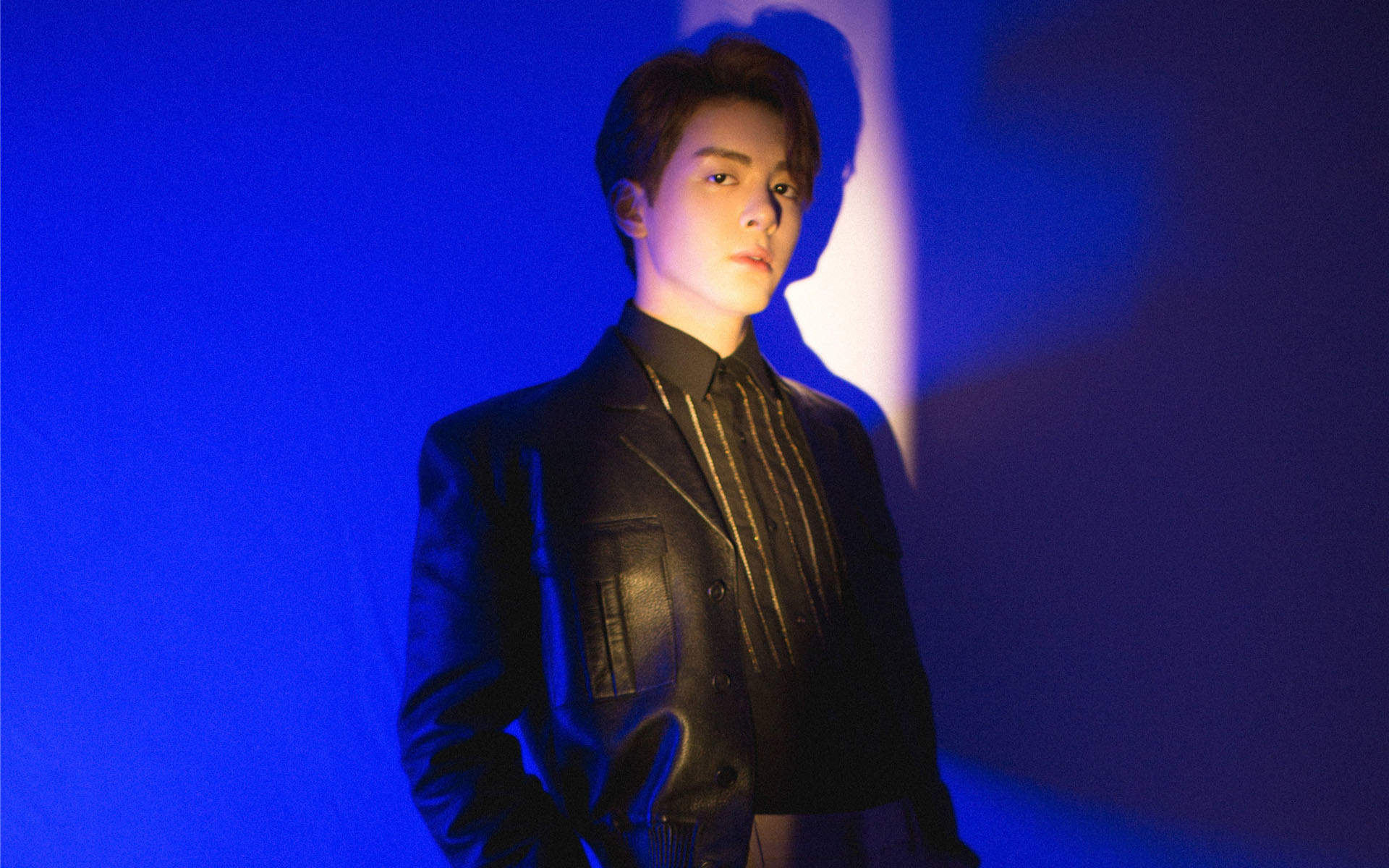 高清广东省深圳男明星曾舜晞酷帅养眼时尚写真图片图片