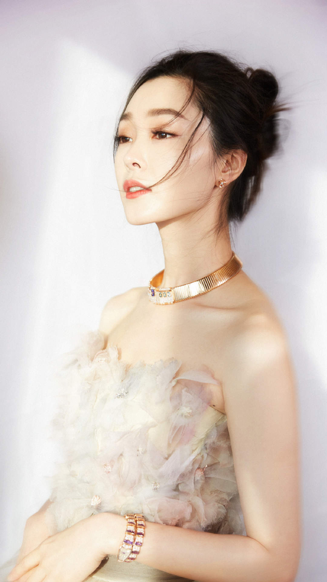 中国内地湖北省荆门女演员宋轶灵动优雅活动图片图片