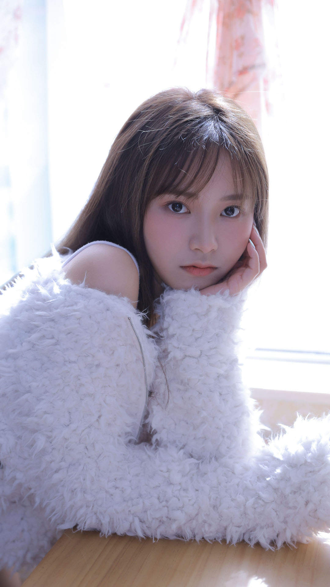 清纯可爱美女手机壁纸图片