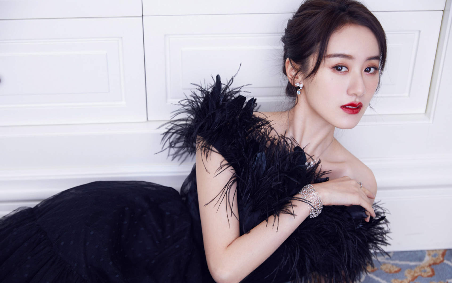 高清上海袁冰妍袁冰妍性感露肩写真桌面壁纸图片