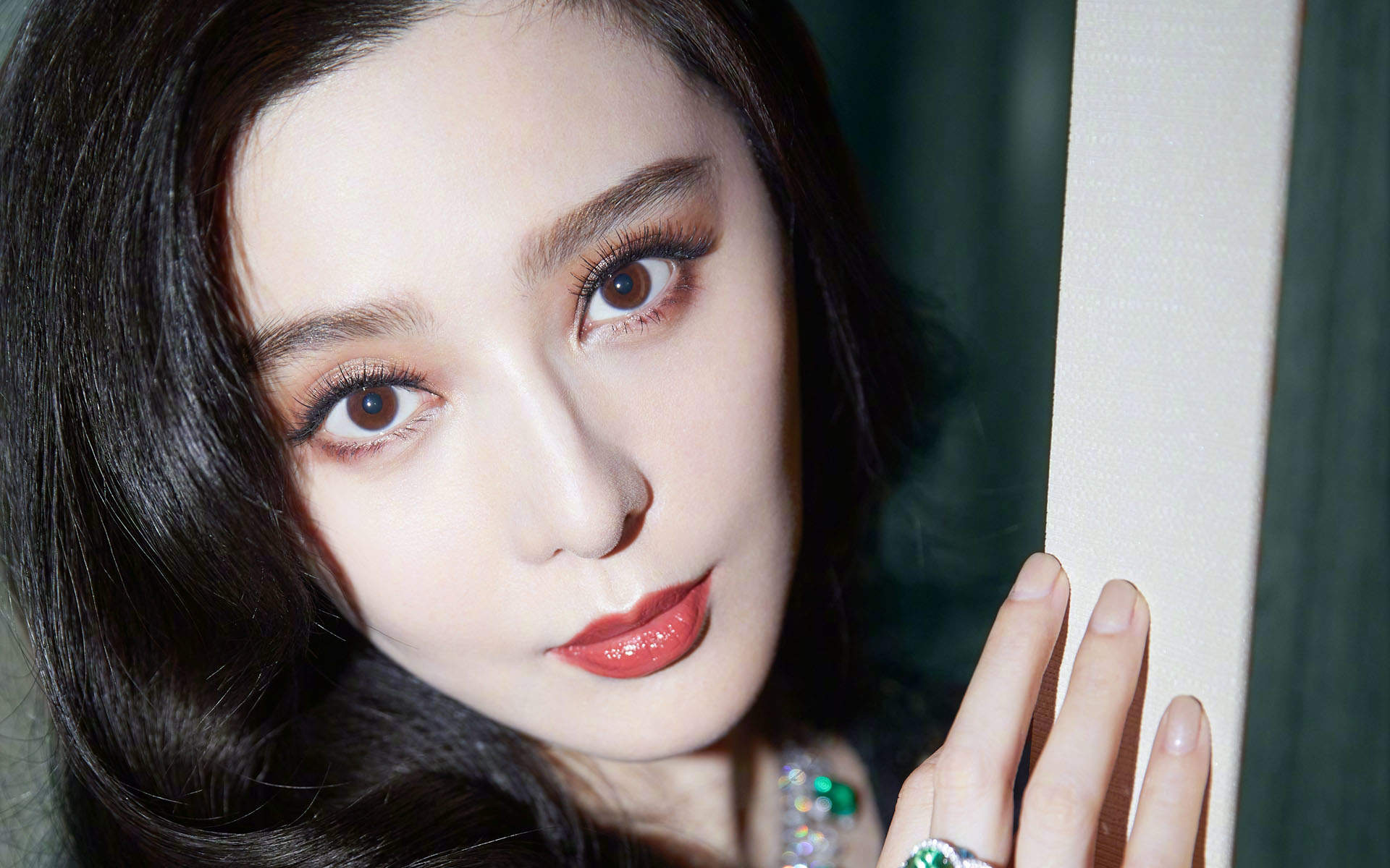 内地山东青岛女演员范冰冰《芭莎珠宝》高贵性感写真图片图片