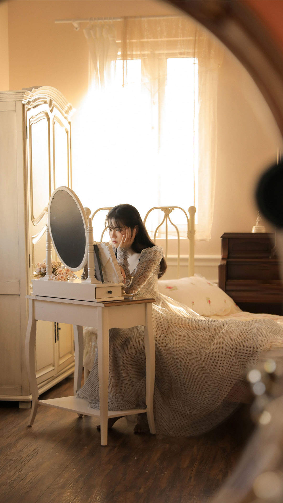 甜美蕾丝美女手机壁纸图片