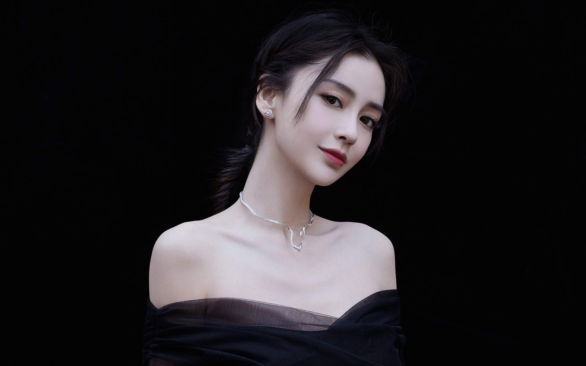 杨幂透视薄纱长裙妩媚性感写真图片图片