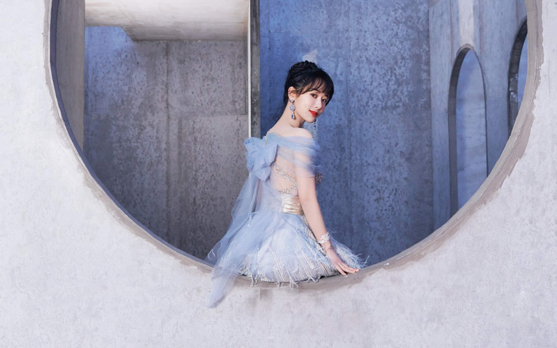 高清中国内地影视北京女演员杨紫微博之夜性感优雅写真图片图片