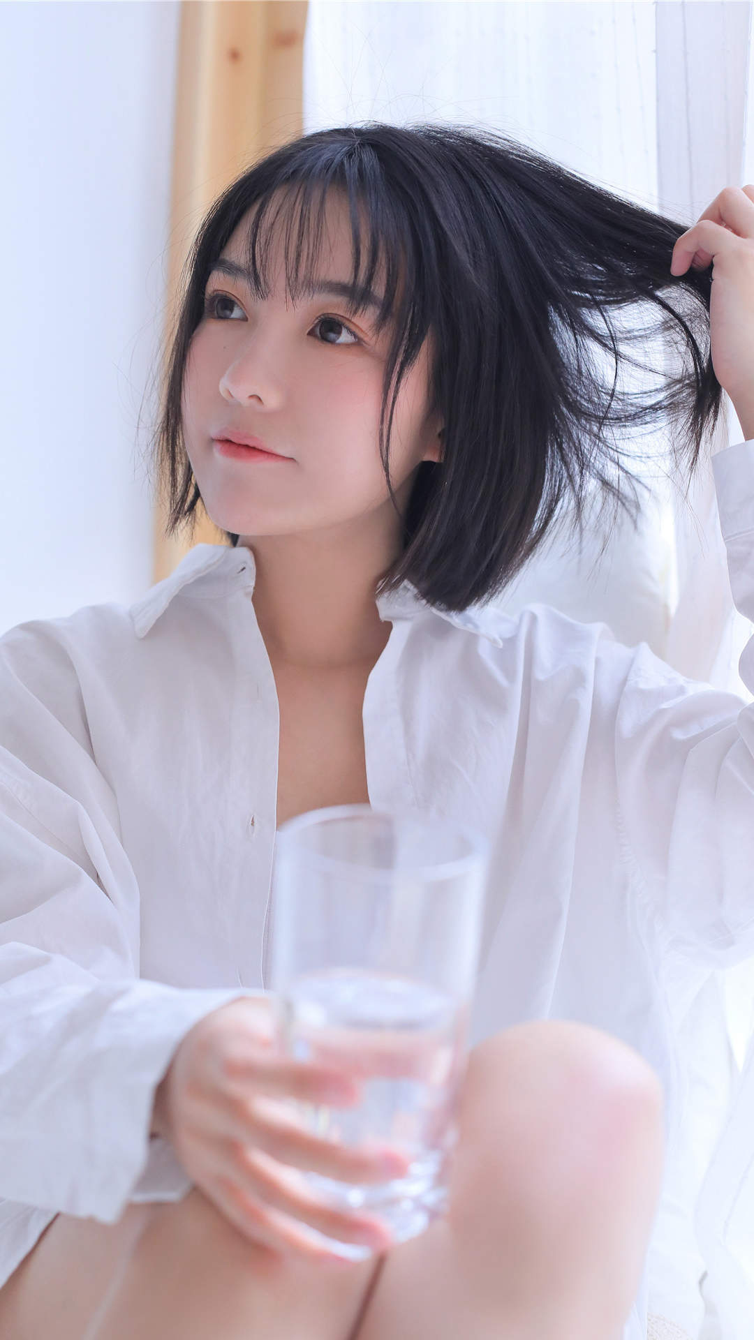 甜美蕾丝美女手机壁纸图片