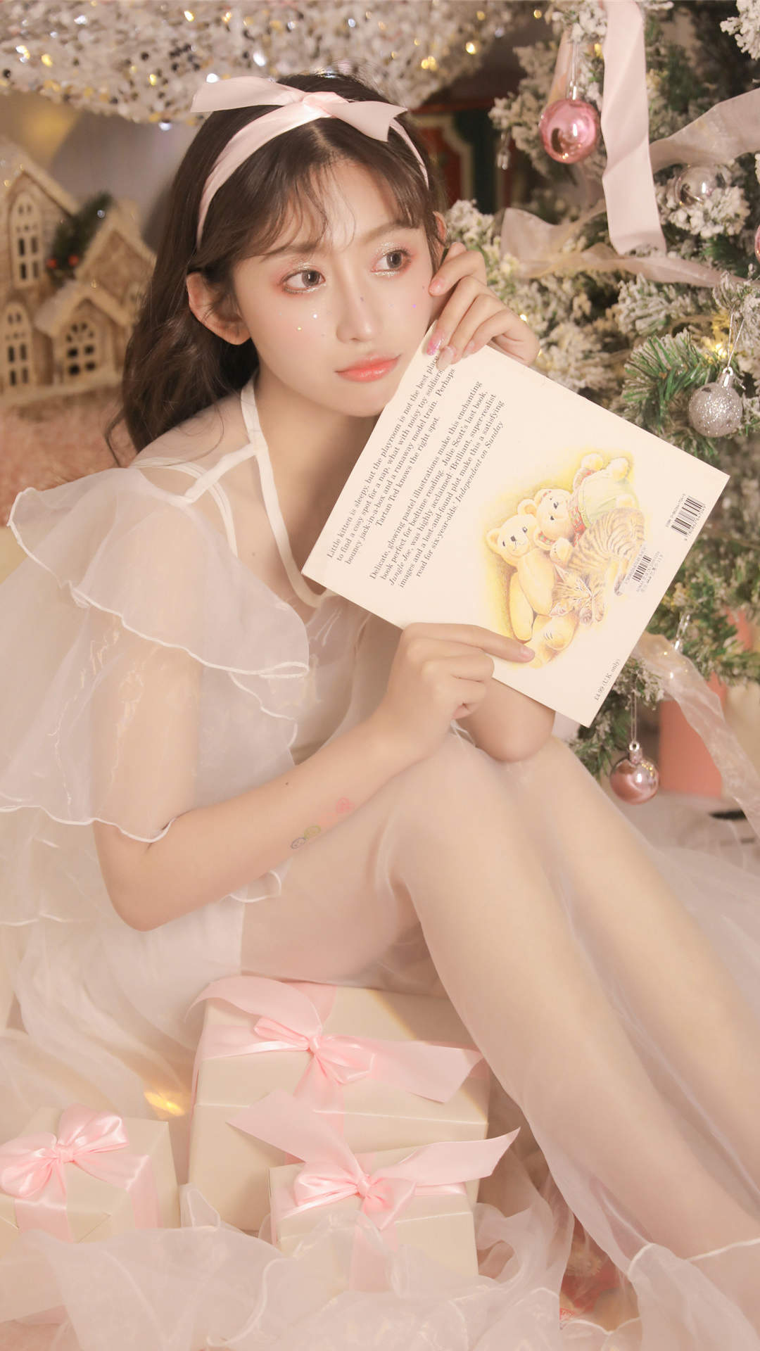 甜美蕾丝美女手机壁纸图片