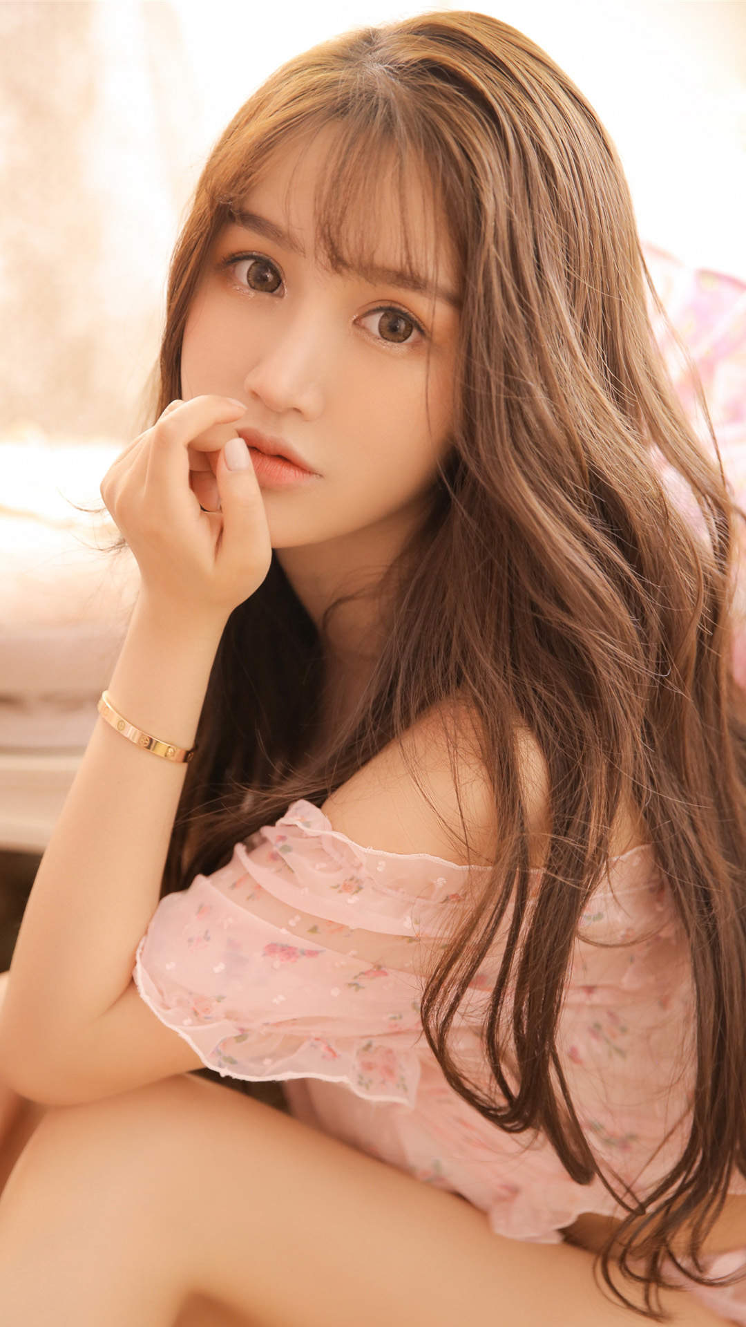 甜美蕾丝美女手机壁纸图片