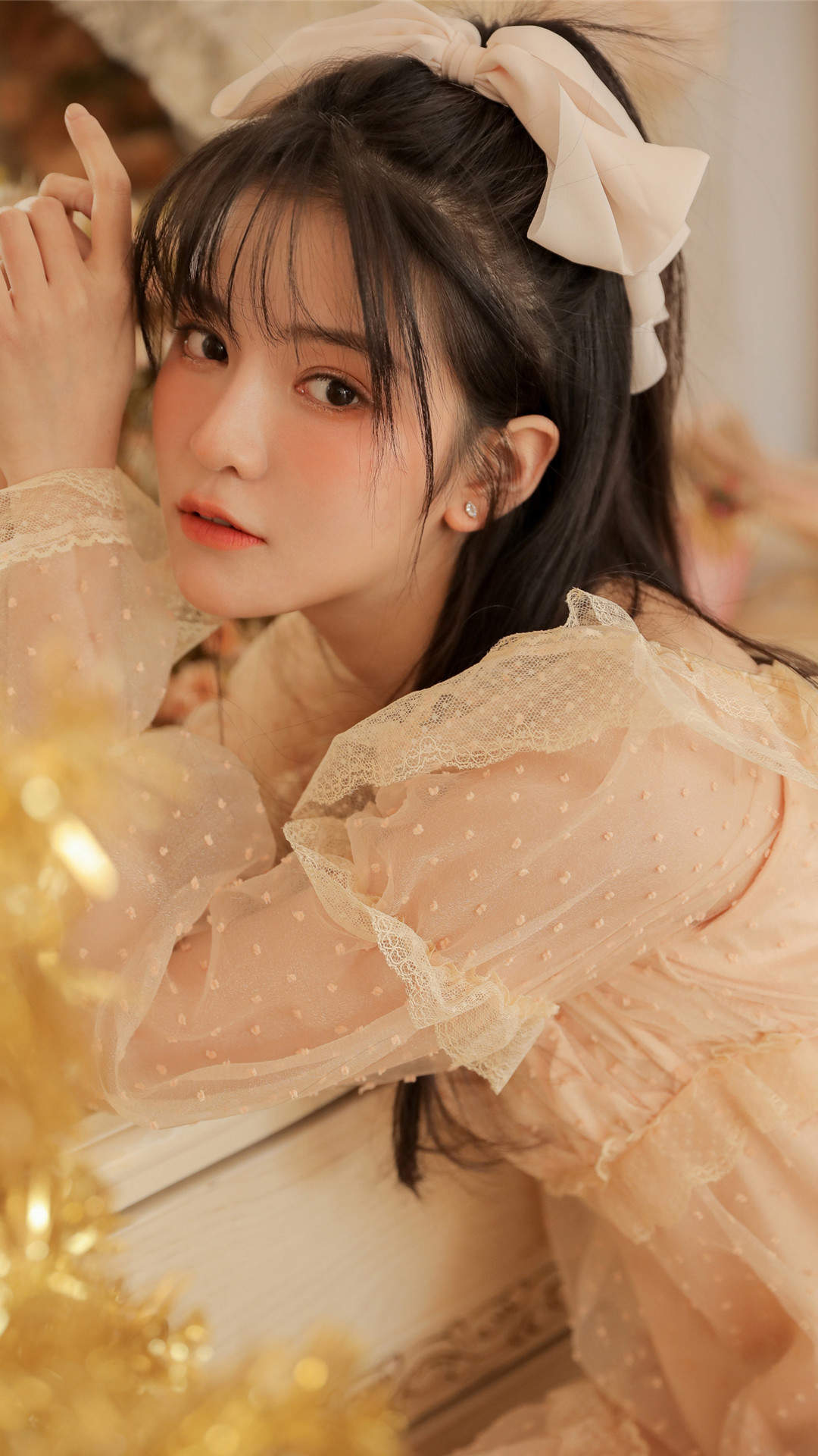 甜美蕾丝美女手机壁纸图片