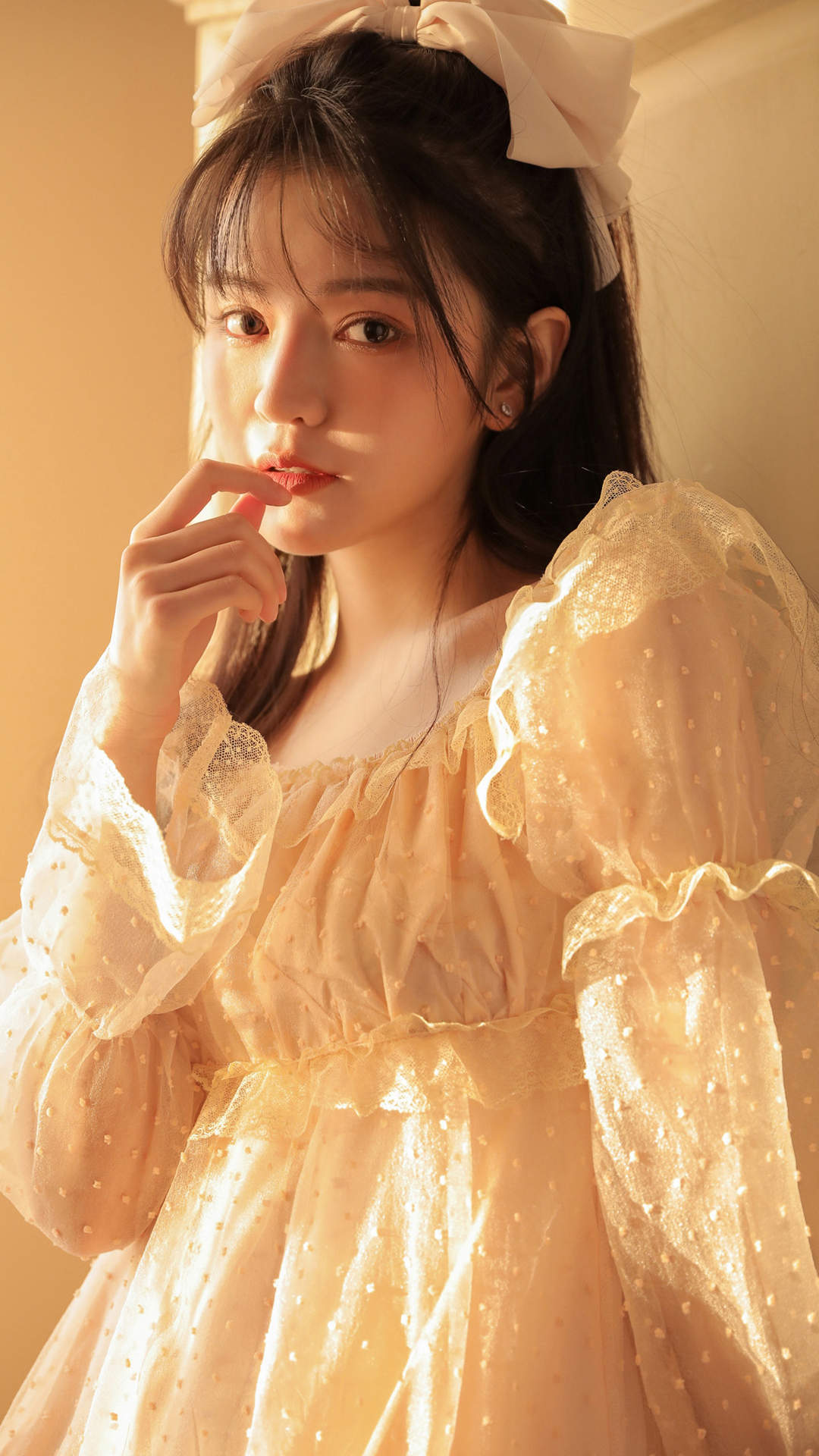 甜美蕾丝美女手机壁纸图片