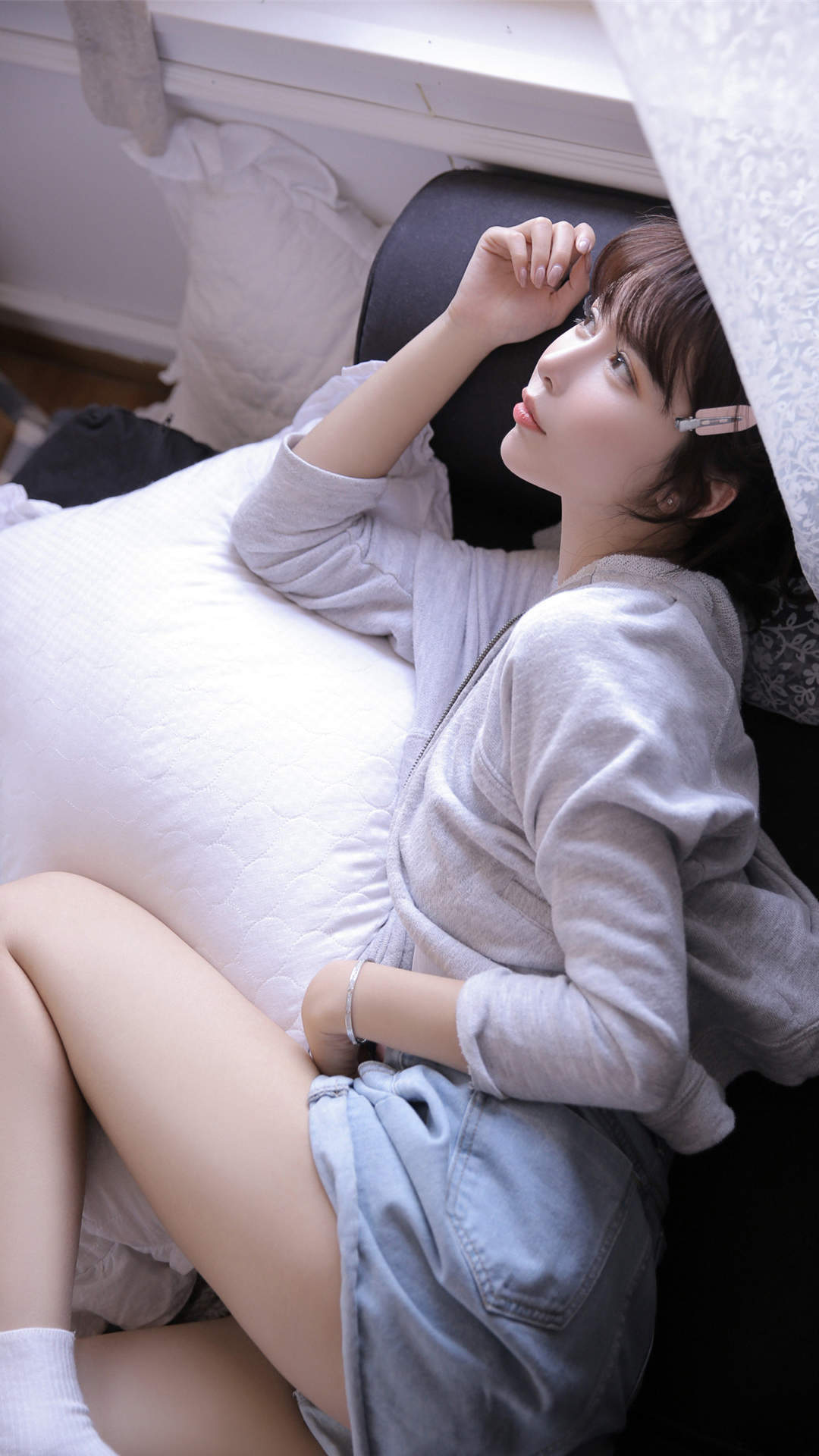 甜美蕾丝美女手机壁纸图片