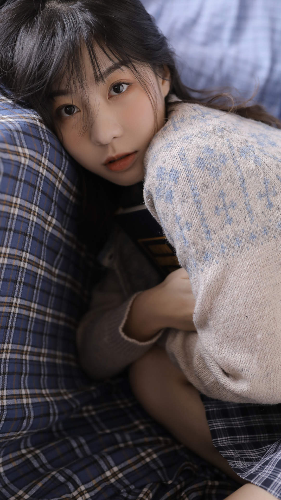 甜美蕾丝美女手机壁纸图片