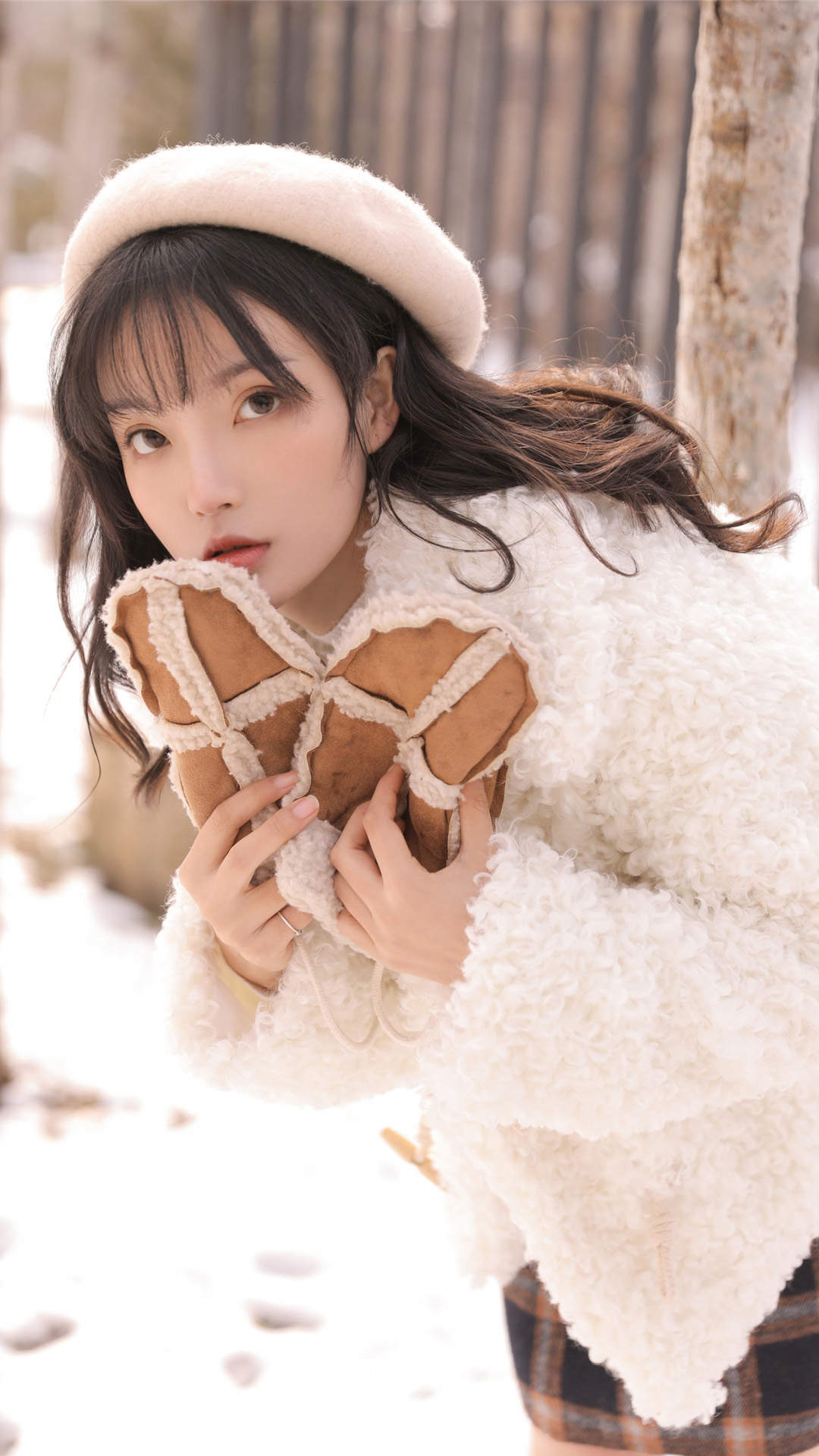 甜美蕾丝美女手机壁纸图片