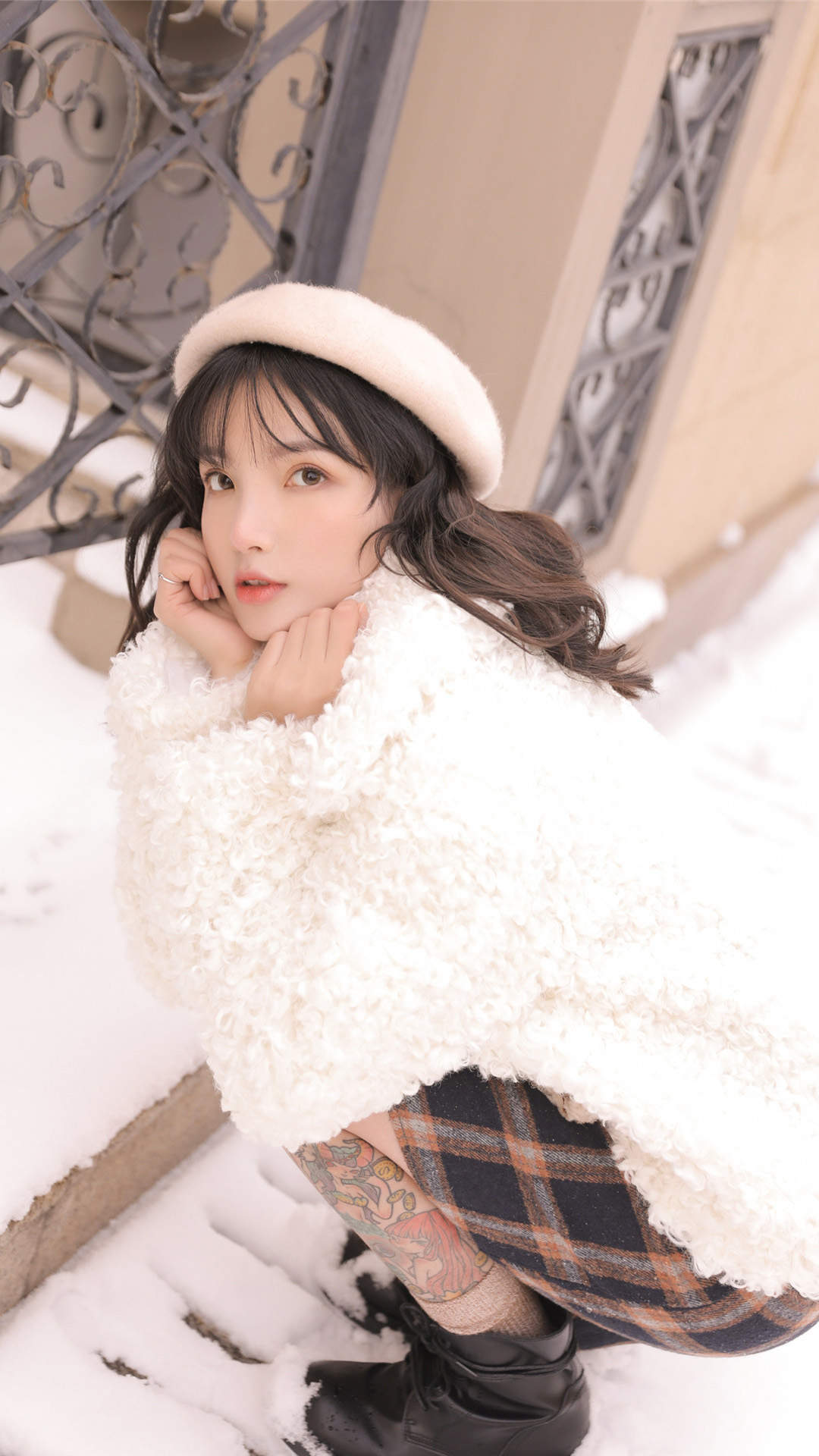 甜美蕾丝美女手机壁纸图片