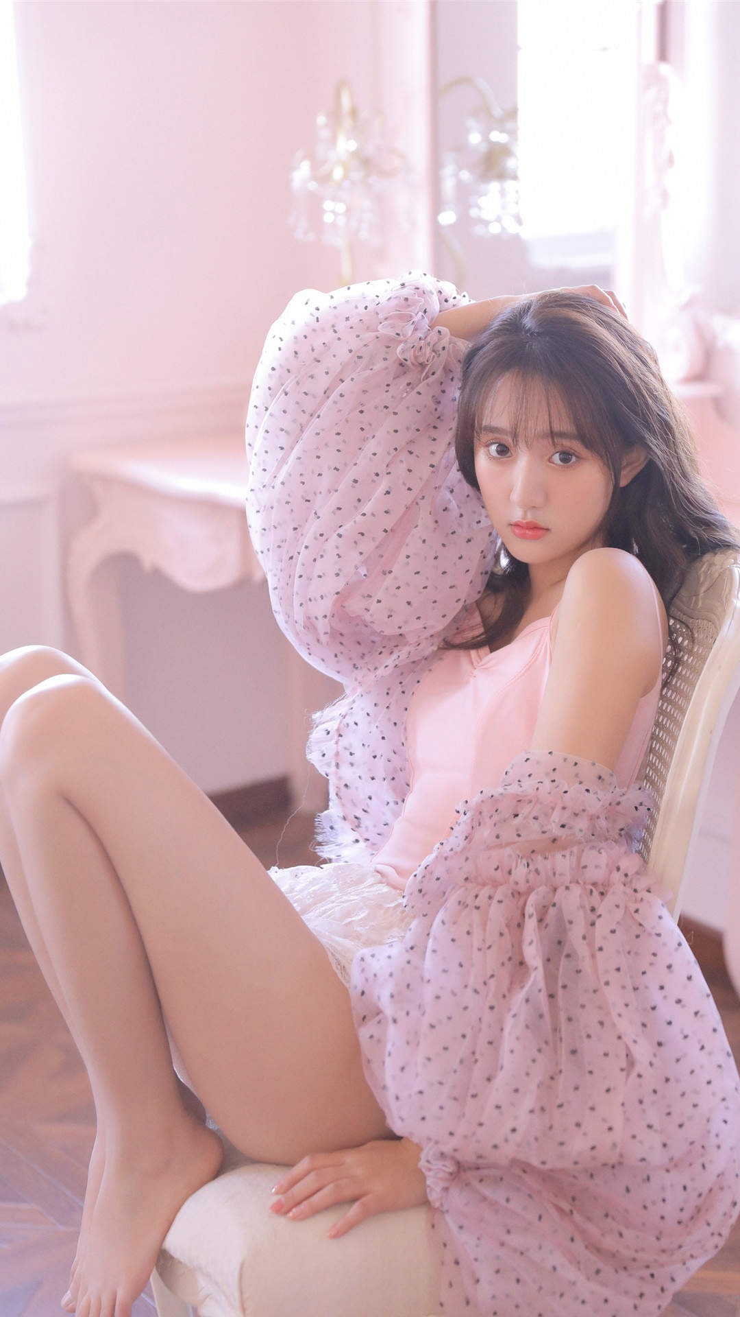 甜美蕾丝美女手机壁纸图片