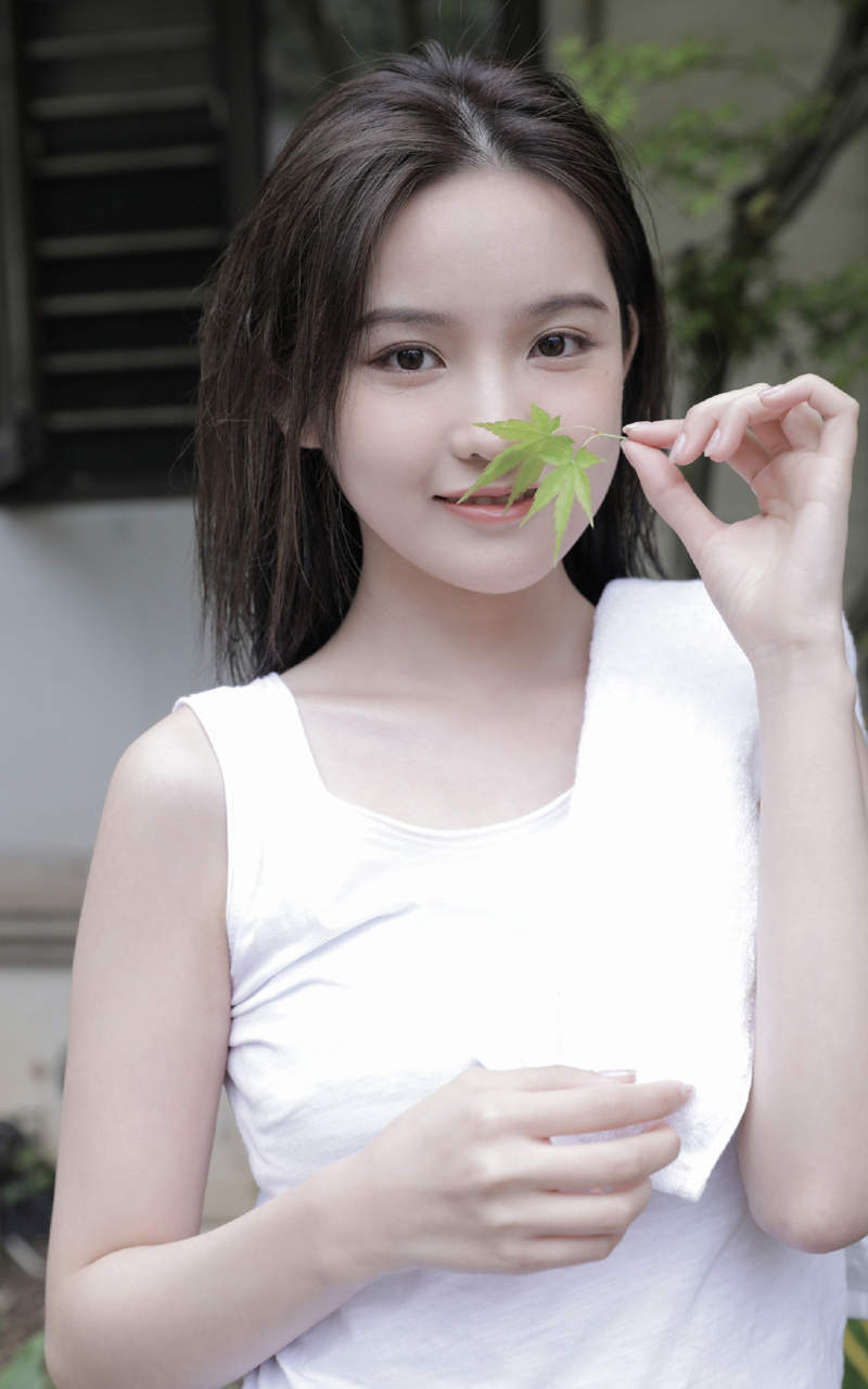 甜美蕾丝美女手机壁纸图片