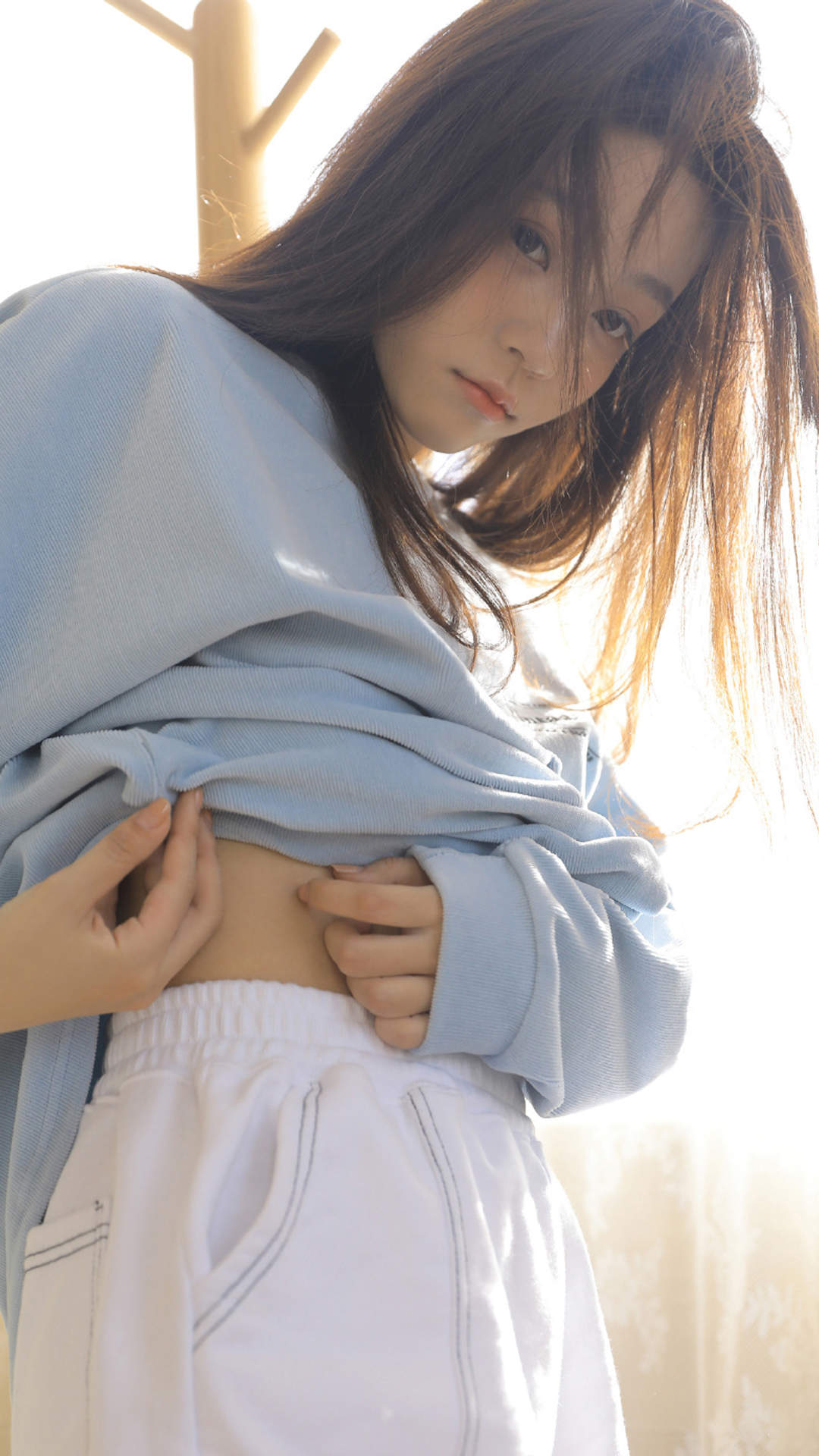 甜美蕾丝美女手机壁纸图片