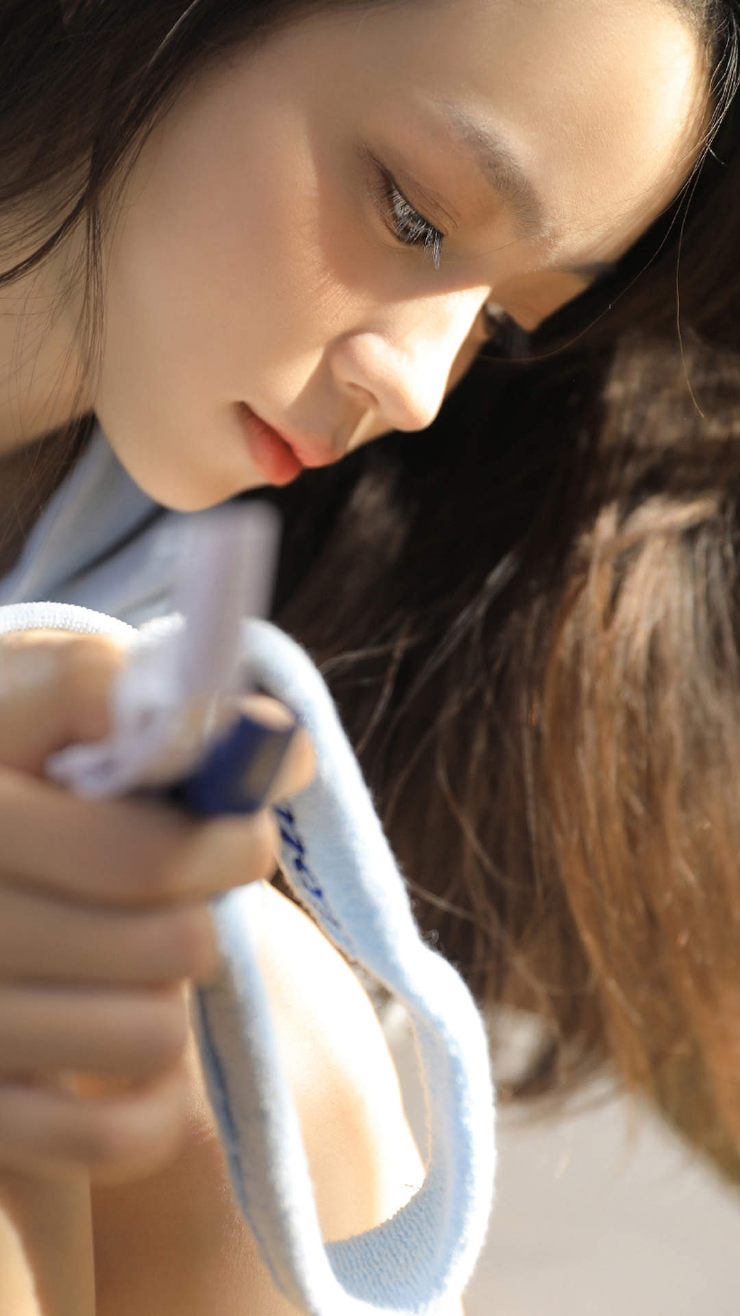甜美蕾丝美女手机壁纸图片
