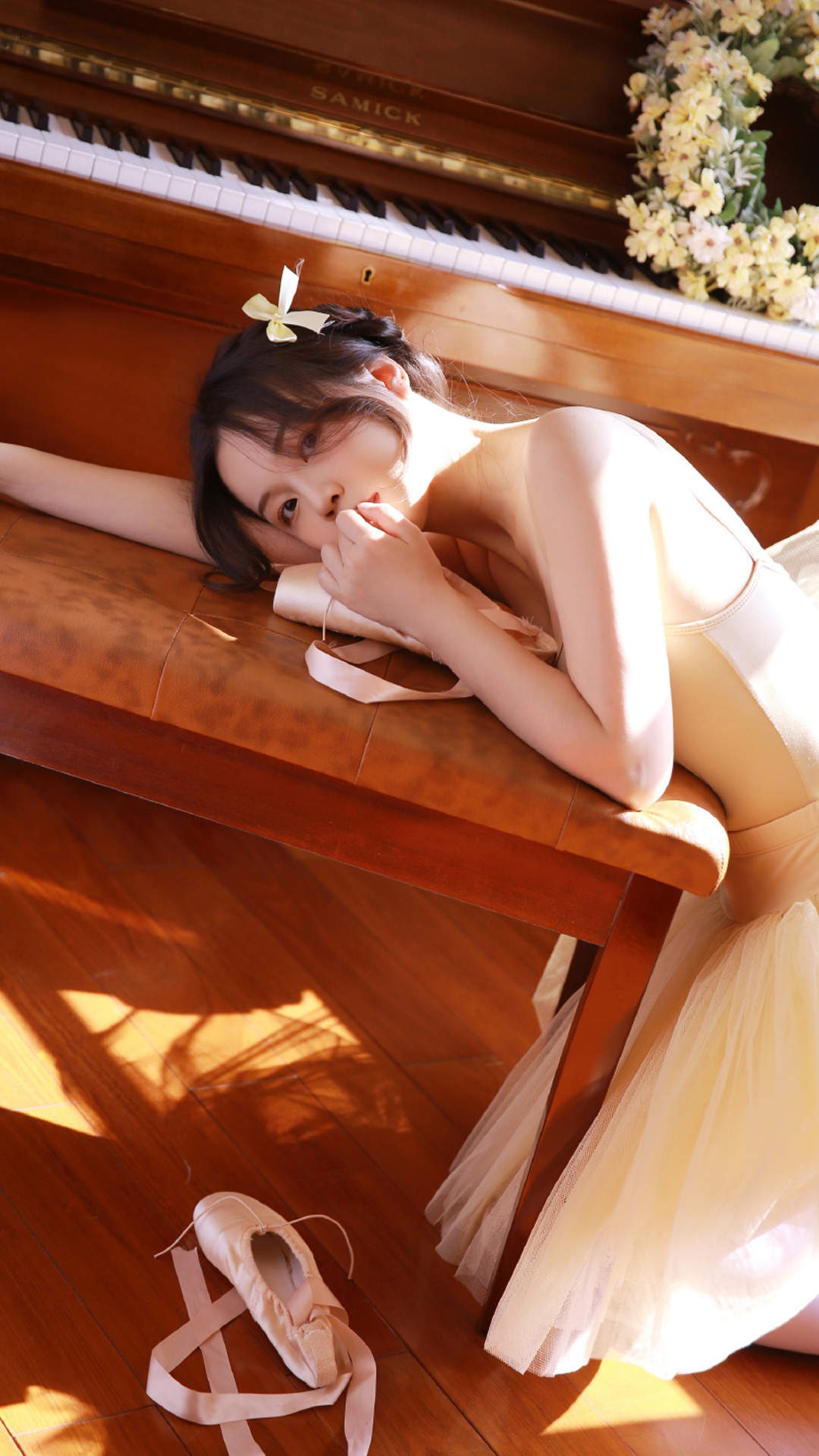 性感森系美女手机壁纸图片