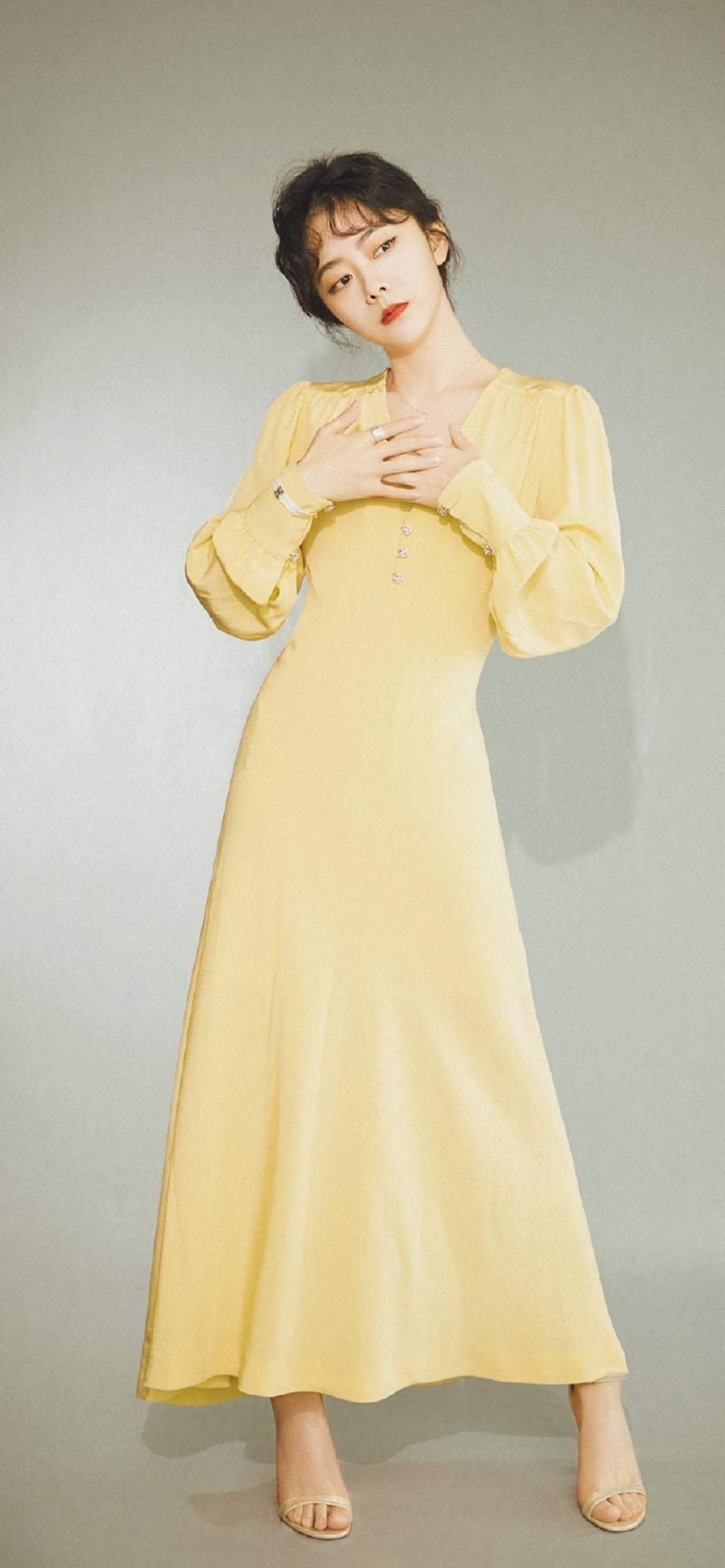 中国内地四川泸州影视女演员可爱女星谭松韵清纯静美写真图片