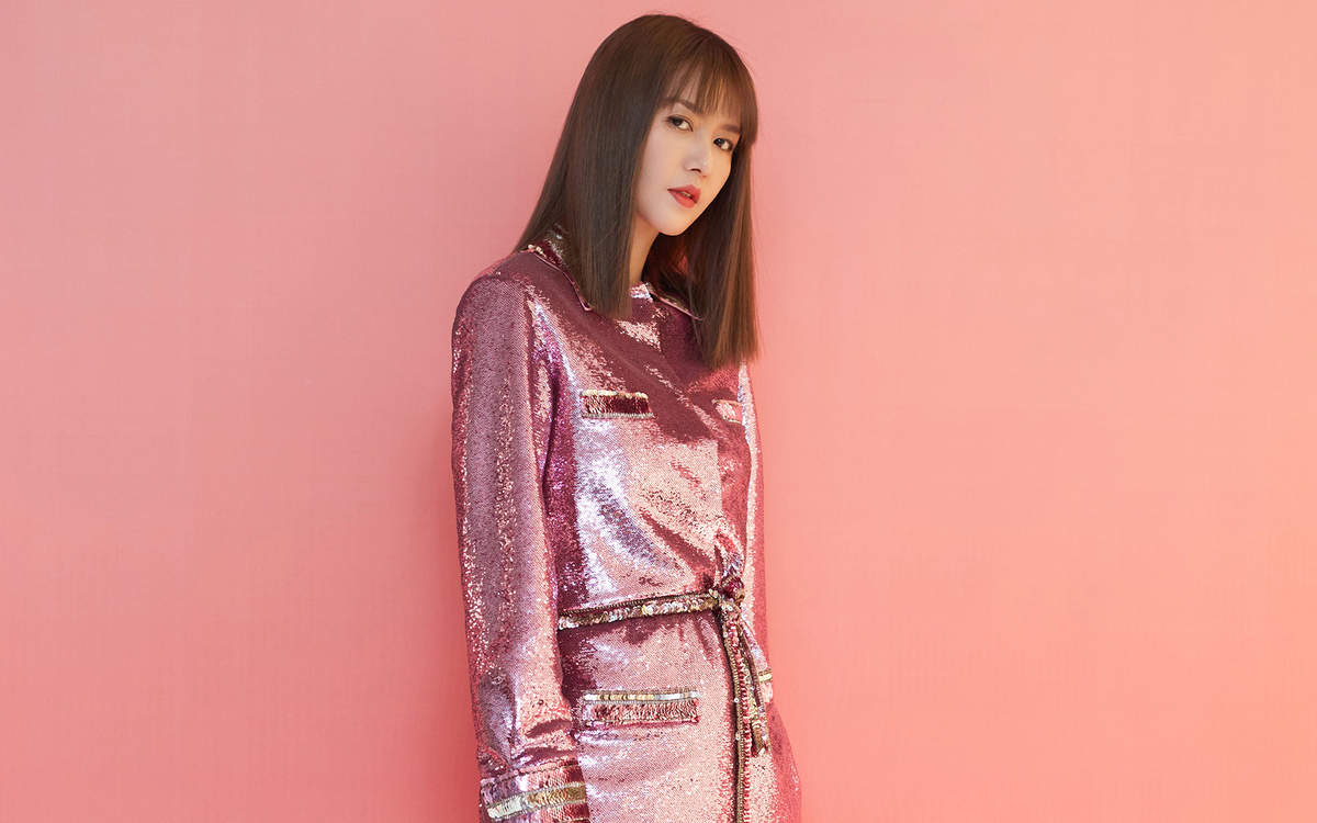 高清内地女歌手美女谭维维闪耀长裙魅力性感图片图片