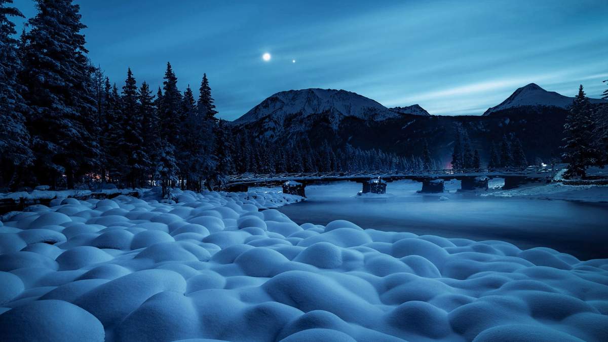 宁心露脐装雪景自拍图片图片