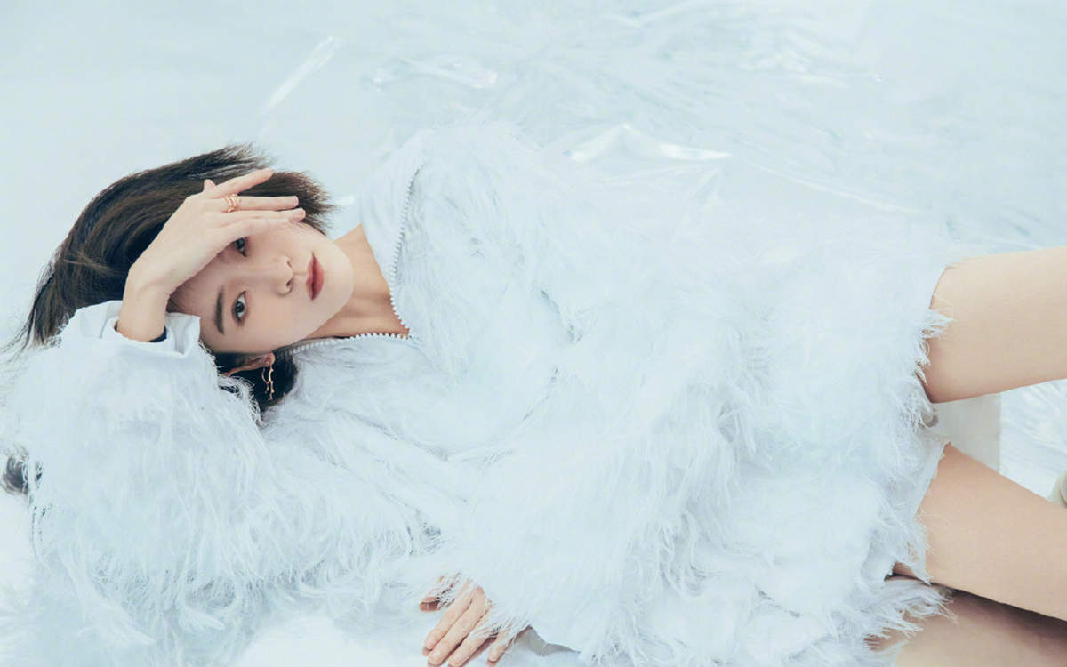 中国内地浙江省义乌女演员张雪迎时尚个性写真图片图片 中国内地浙江省义乌女演员张雪迎时尚个性写真图片图片