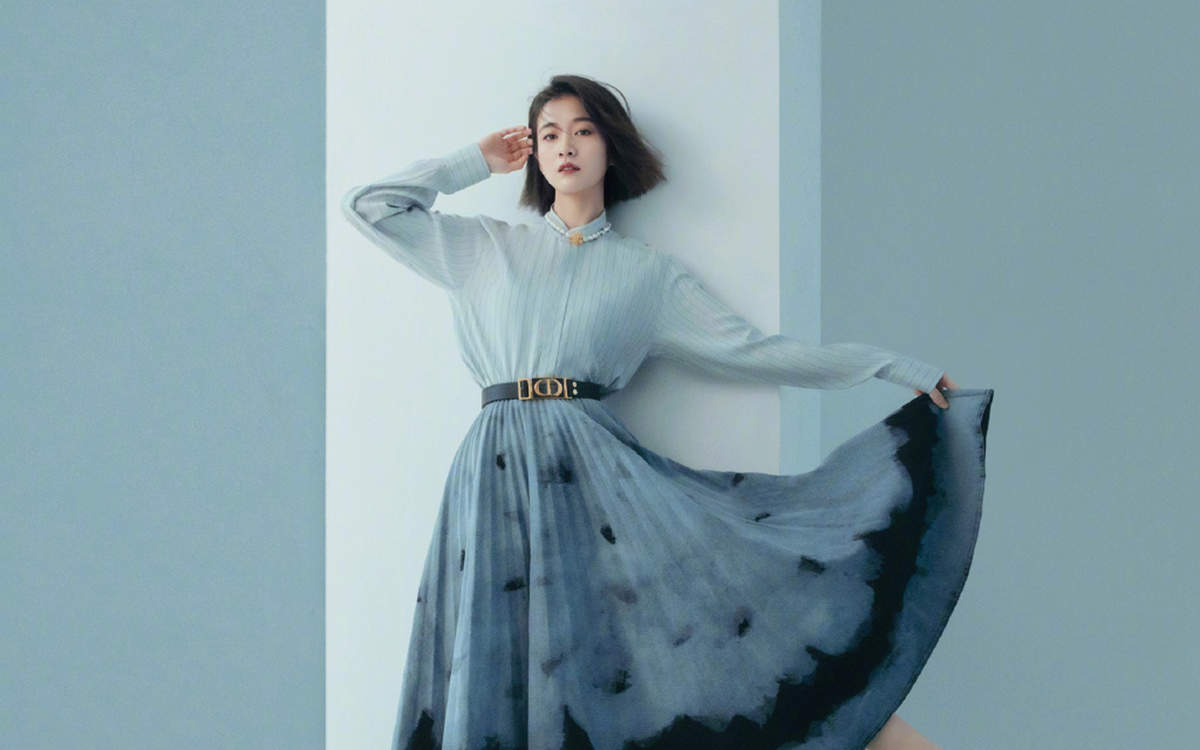 中国内地浙江省义乌女演员张雪迎时尚个性写真图片图片