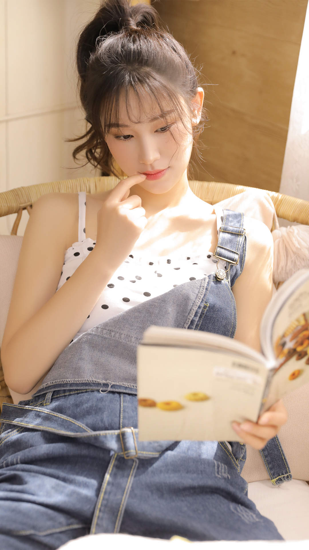 清纯可爱动漫美女手机壁纸图片