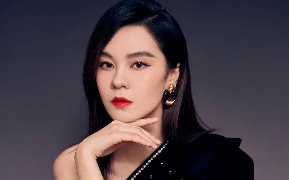 高清四川省成都市美女郁可唯优雅随性写真图片图片