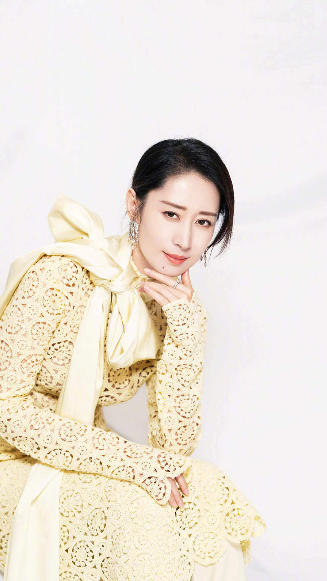 高清湖北武汉影视女演员刘敏涛知性优雅时尚写真高清图片图片