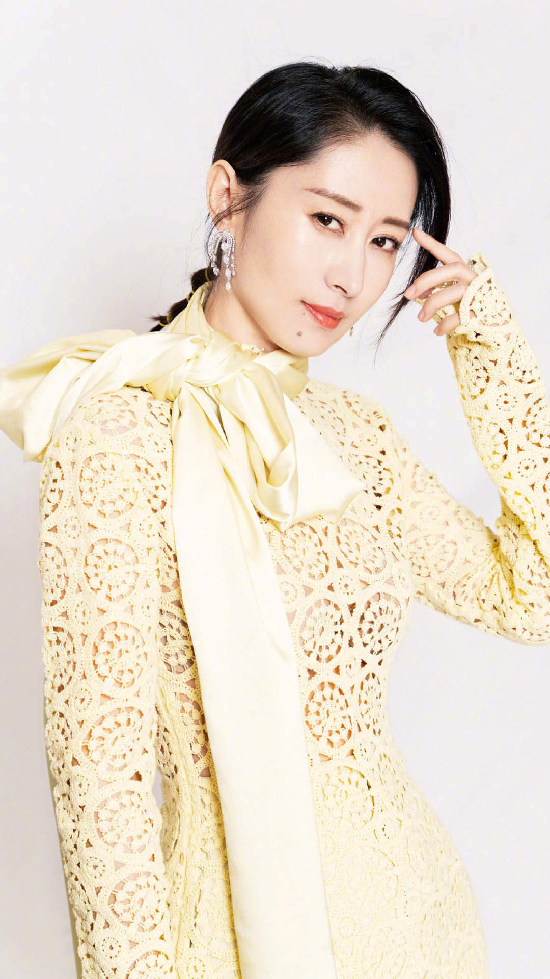 高清湖北武汉影视女演员刘敏涛知性优雅时尚写真高清图片图片