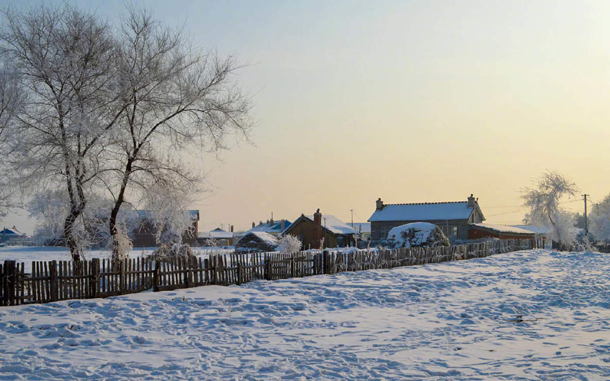 冯若绮清新雪景写真图片图片