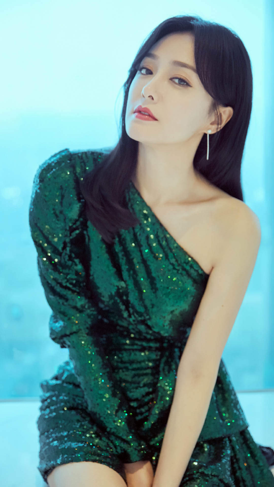 高清中国内地辽宁省沈阳女演员秦岚手机壁纸图片