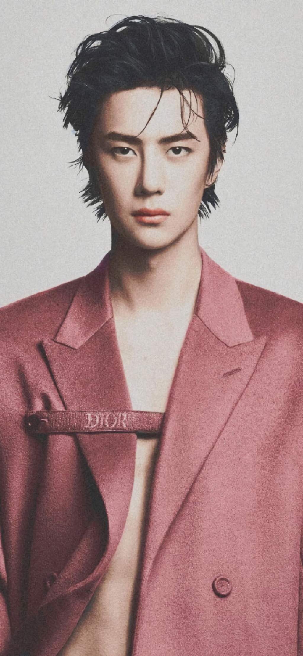 河南省洛阳男明显王一博最新帅气写真图片图片