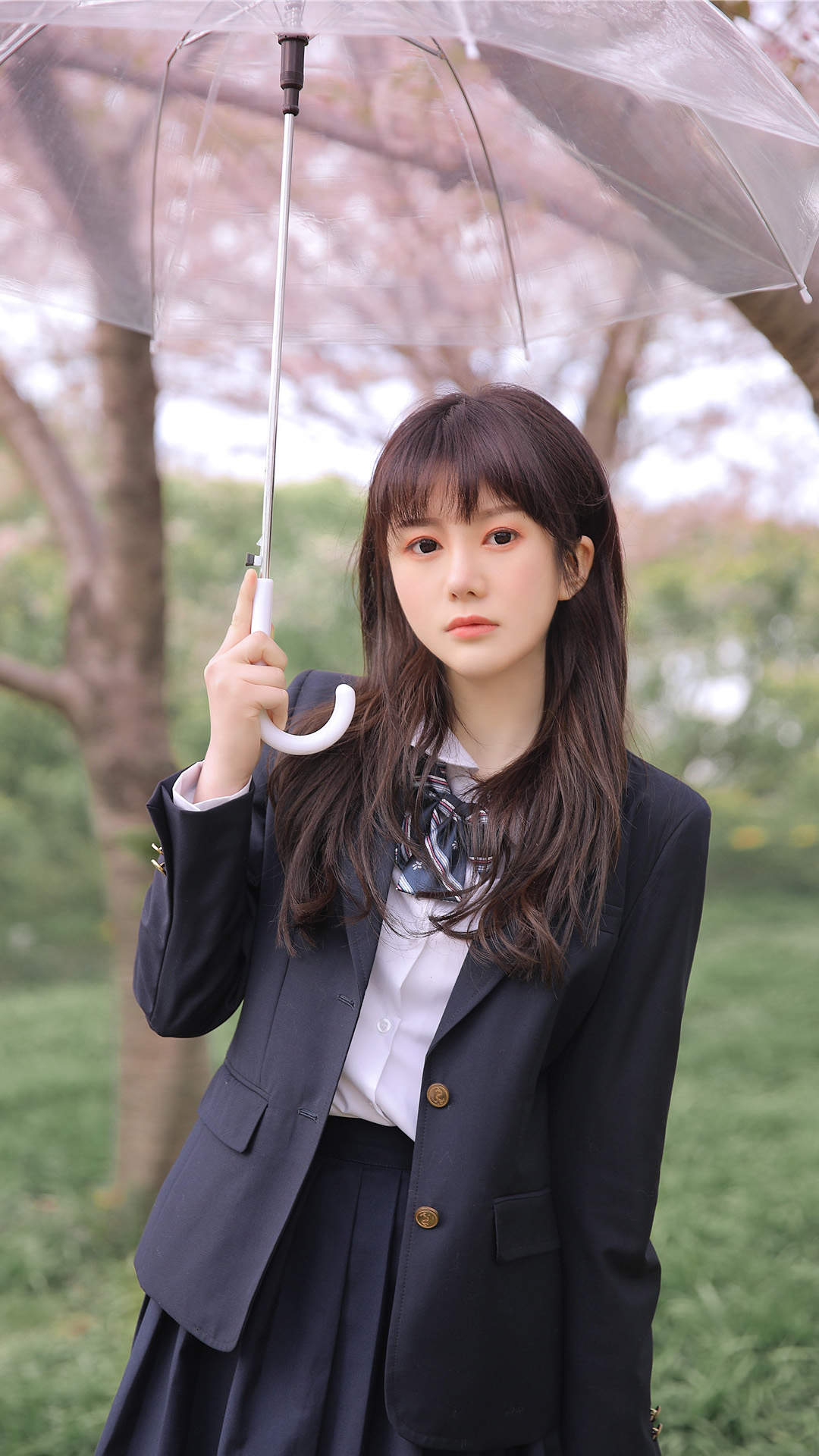 清爽短发美女手机壁纸图片图片