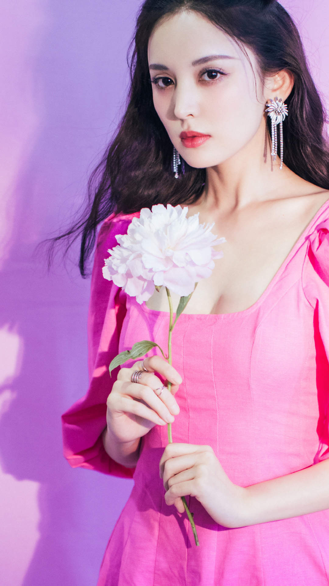 中国内地新疆乌鲁木齐市影视女演员古力娜扎微博之夜性感甜美写真图片图片