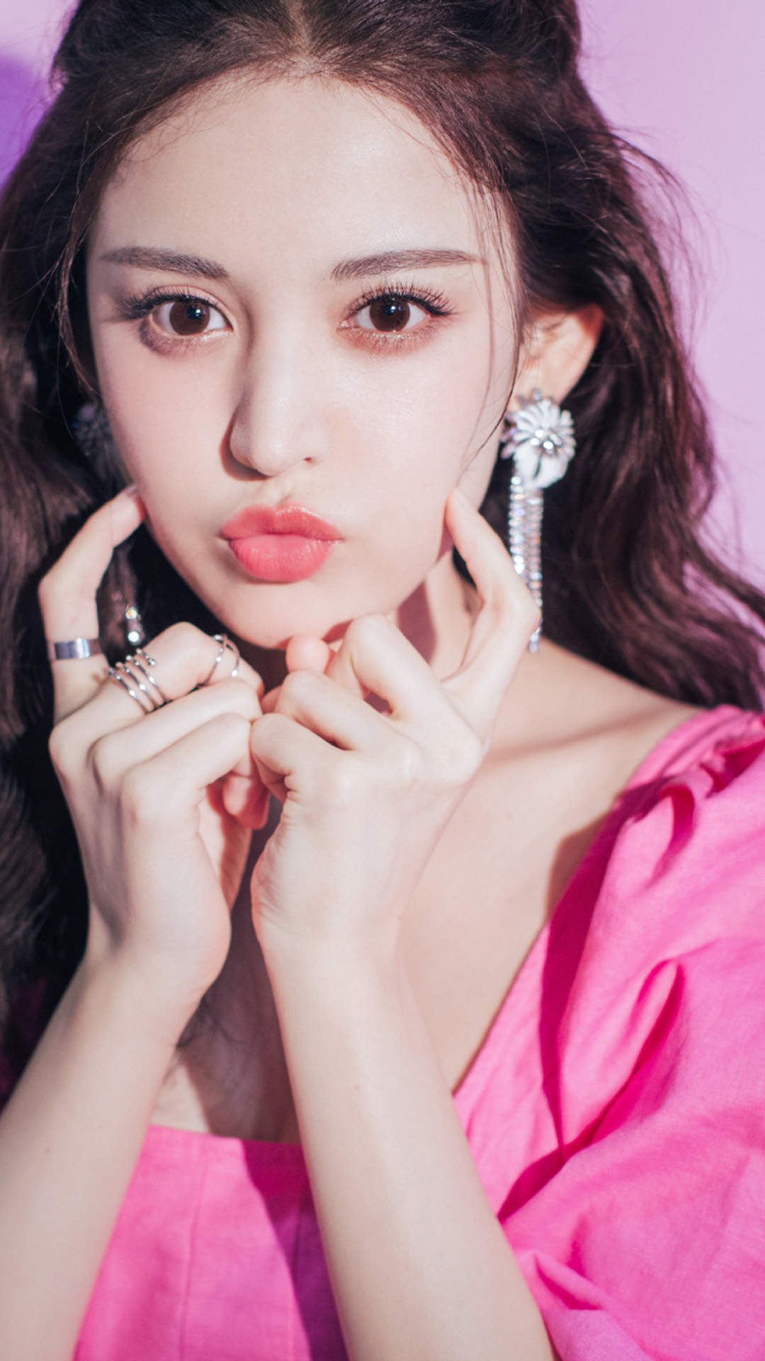 中国内地新疆乌鲁木齐市影视女演员古力娜扎微博之夜性感甜美写真图片图片