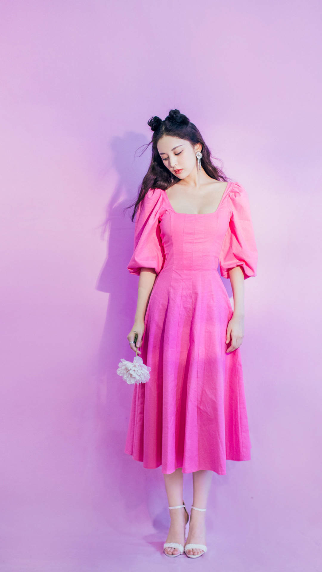 中国内地新疆乌鲁木齐市影视女演员古力娜扎微博之夜性感甜美写真图片图片