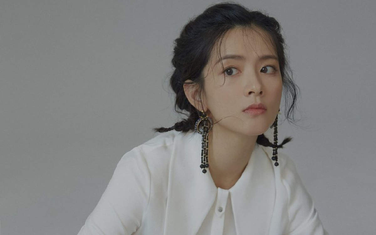 中国内地吉林长春男演员陈昊宇甜美英伦风写真图片图片