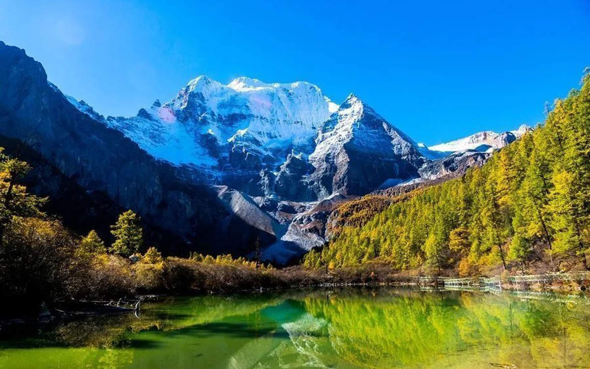 优美风景建筑摄影高清桌面壁纸图片
