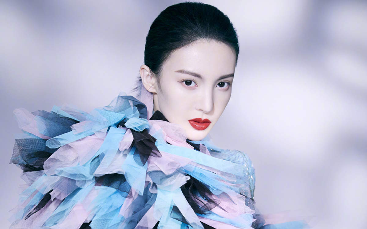 中国大陆山东济南女演员平面模特金晨时尚美艳写真高清手机壁纸图片