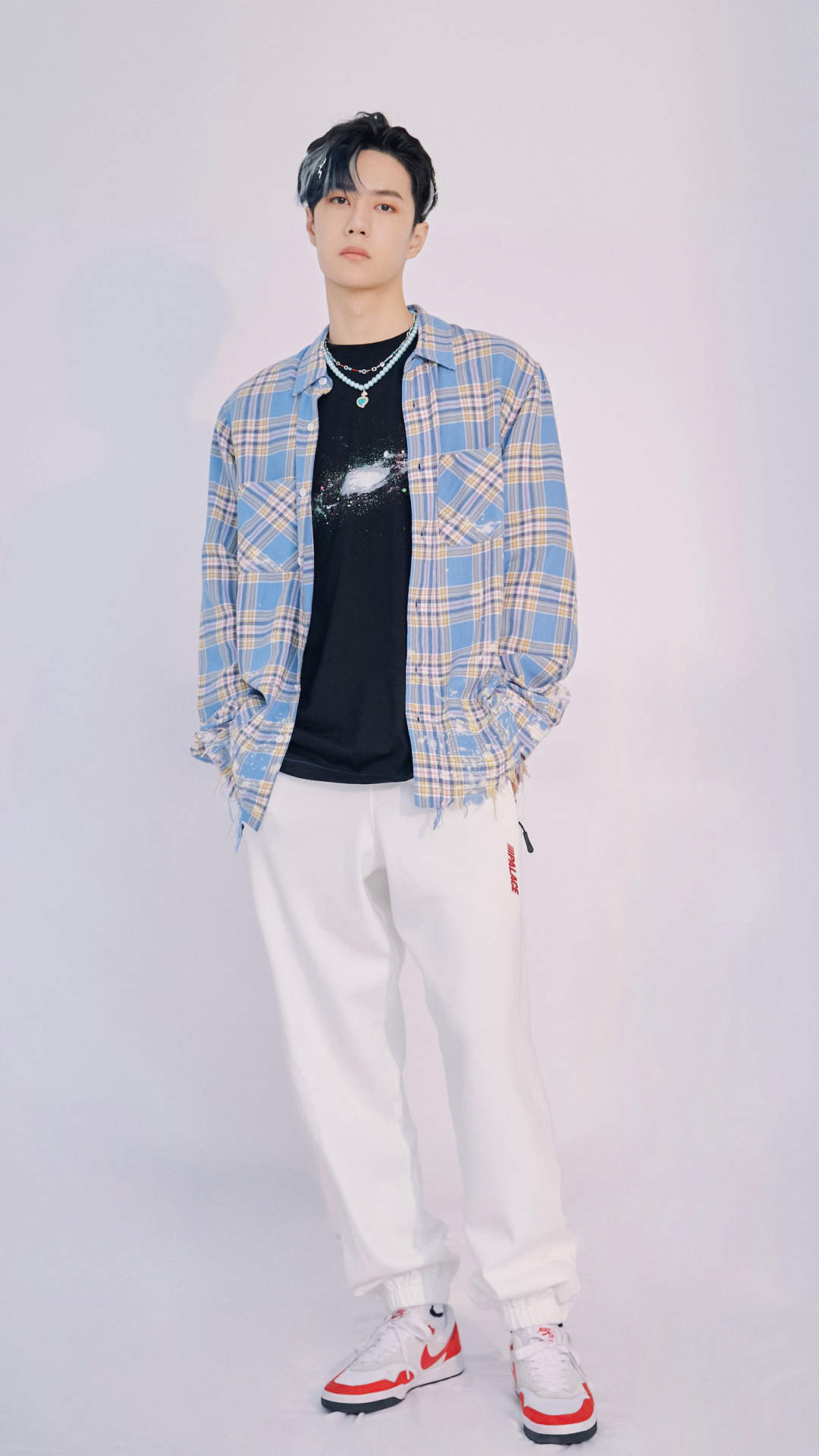 河南省洛阳男明显王一博《Tmagazine》4月刊封面写真图片