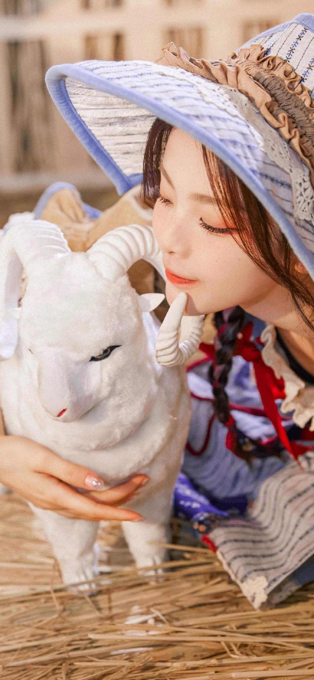 高清江苏女星杨超越双马尾可爱少女感写真图片图片