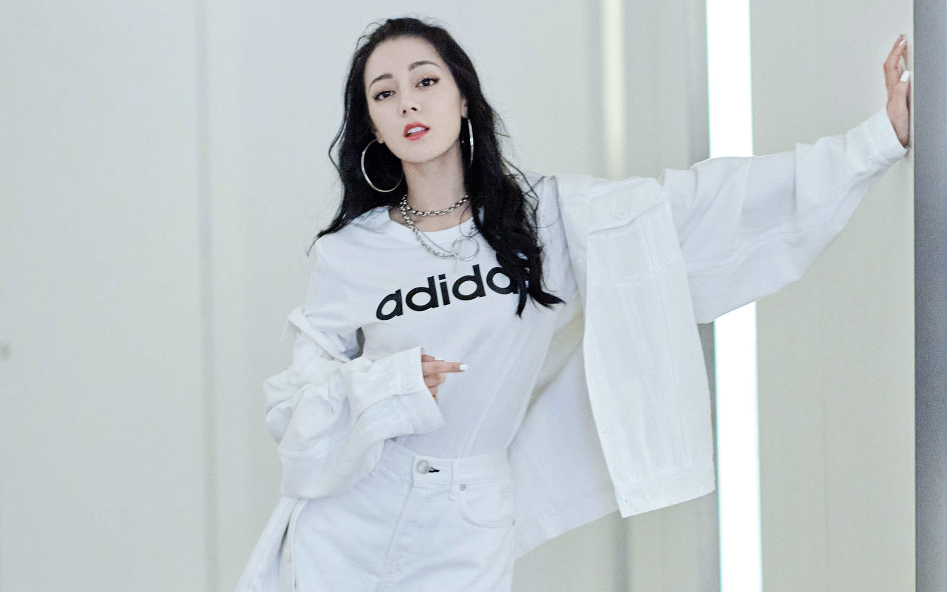 新疆乌鲁木齐美女演员迪丽热巴品牌活动照图片图片 新疆乌鲁木齐美女演员迪丽热巴品牌活动照图片图片